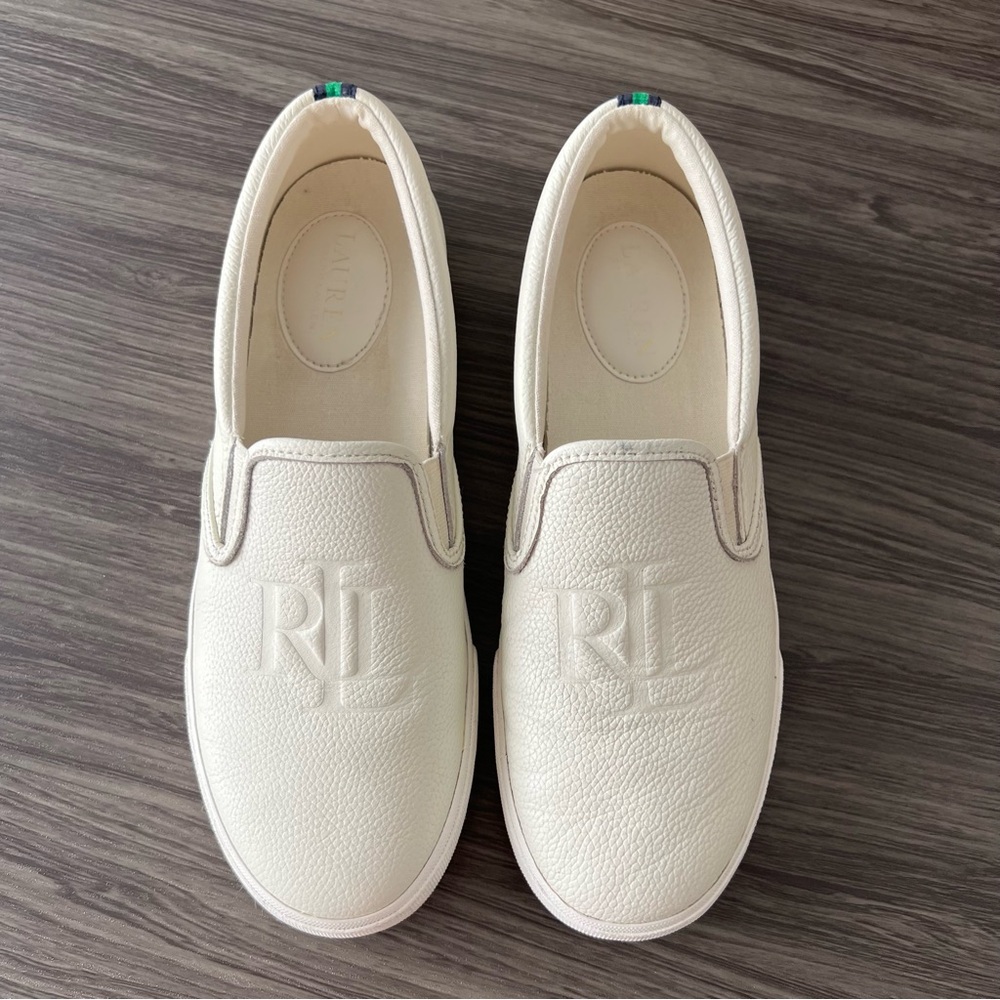 Ralph Lauren Off-White Embossed Slip-Ons sz 9